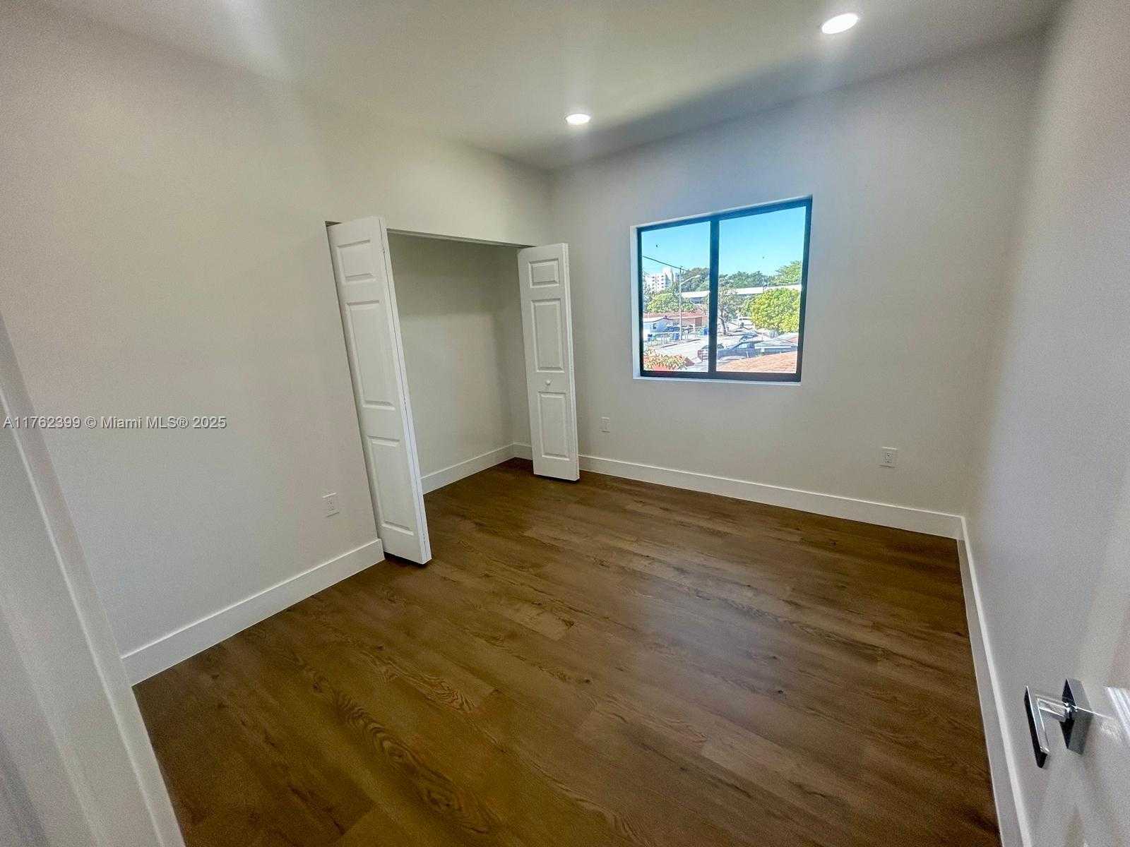 Small Image of 1121 NORTH WEST 25TH ST #2, Miami Number 20