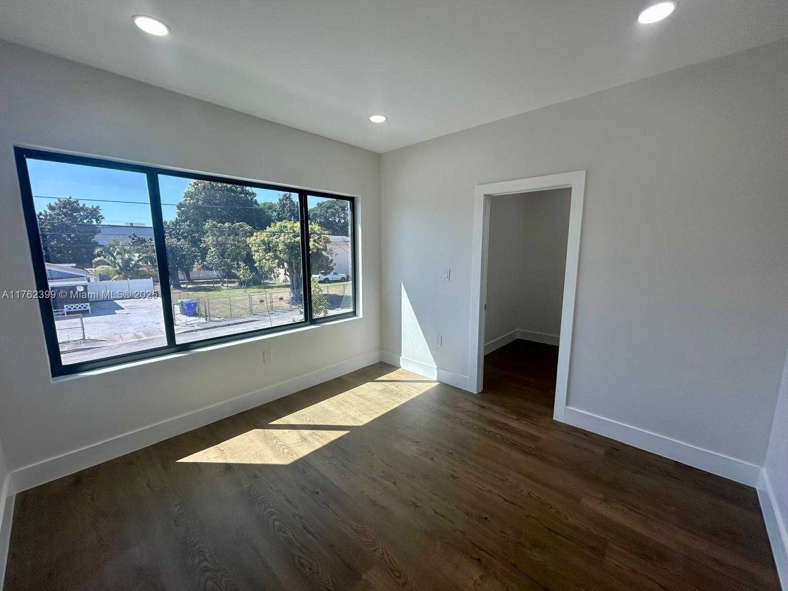 Small Image of 1121 NORTH WEST 25TH ST #2, Miami Number 21