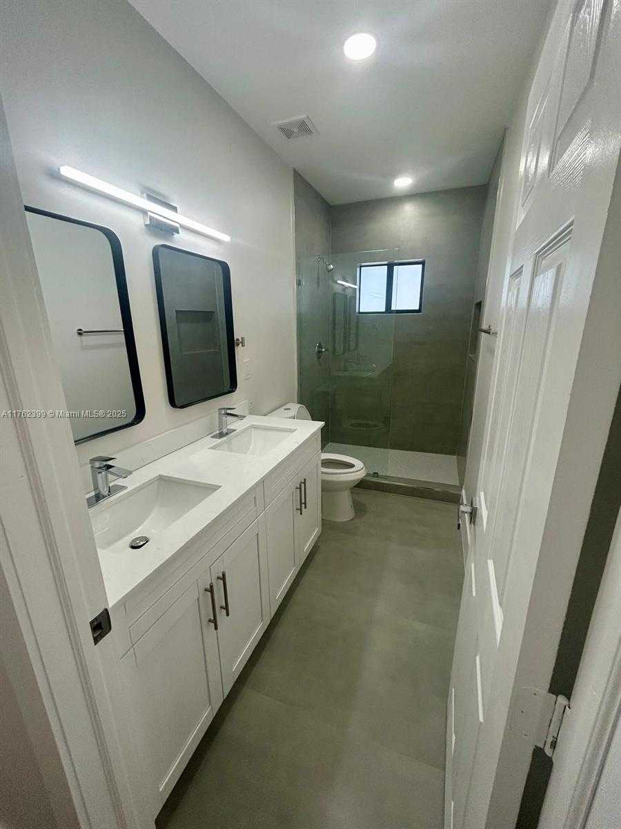 Small Image of 1121 NORTH WEST 25TH ST #2, Miami Number 23