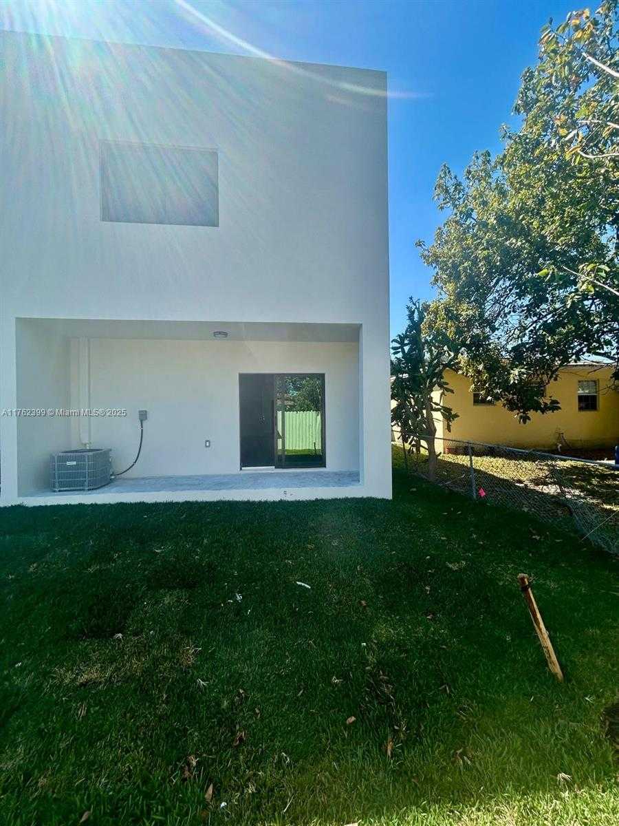 Small Image of 1121 NORTH WEST 25TH ST #2, Miami Number 26