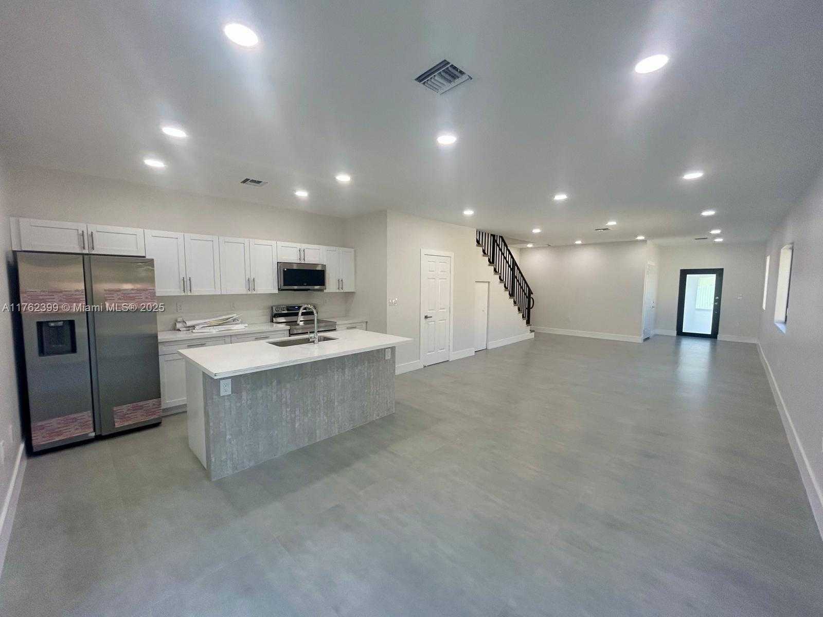 Small Image of 1121 NORTH WEST 25TH ST #2, Miami Number 6