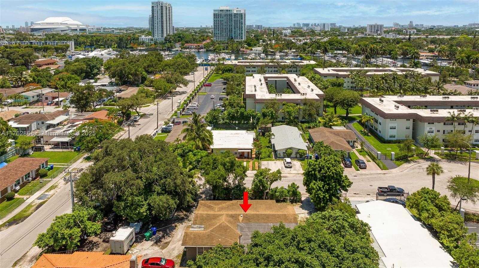 Small Image of 1919 NORTH WEST 16TH TER, Miami Number 10