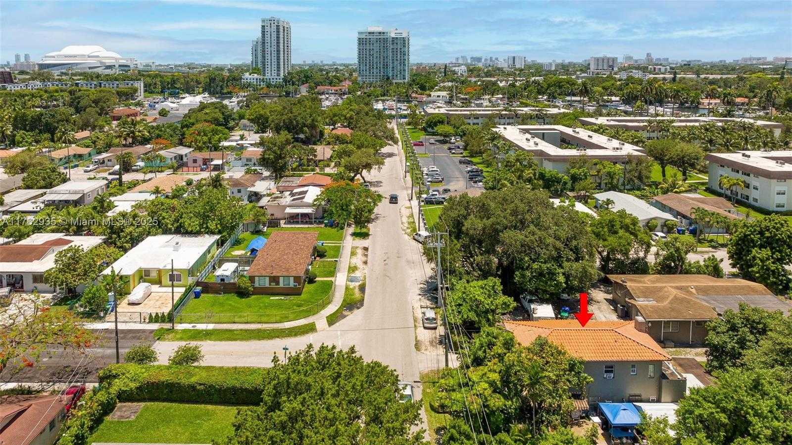 Small Image of 1640 NORTH WEST 19TH AVE, Miami Number 10