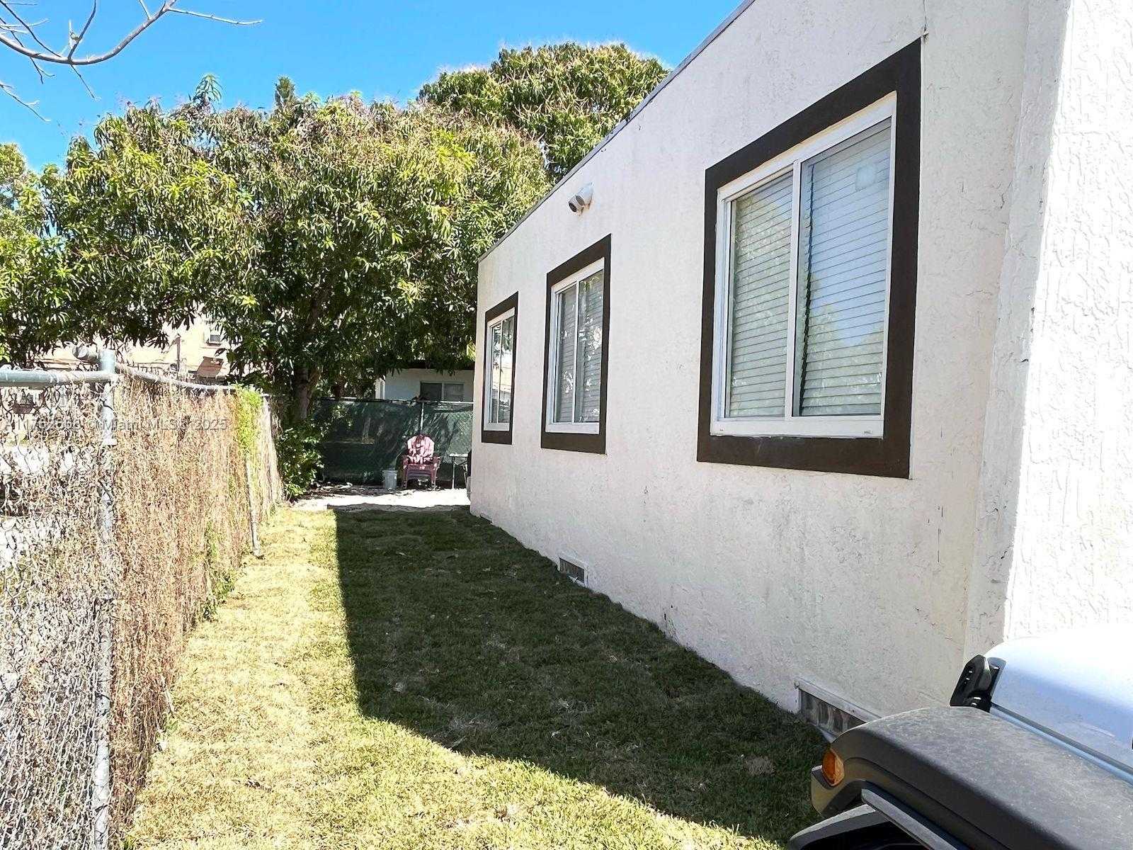 Small Image of 929 SOUTH WEST 12TH AVE, Miami Number 22