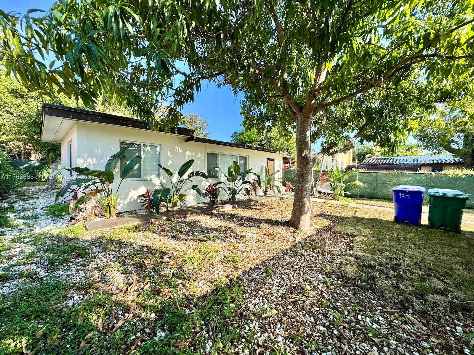 Small Image of 929 SOUTH WEST 12TH AVE, Miami Number 25