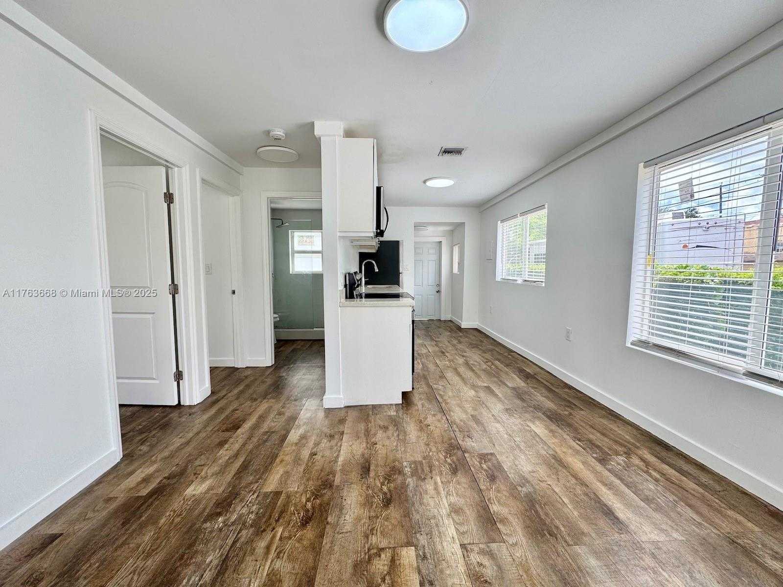 Small Image of 929 SOUTH WEST 12TH AVE, Miami Number 3