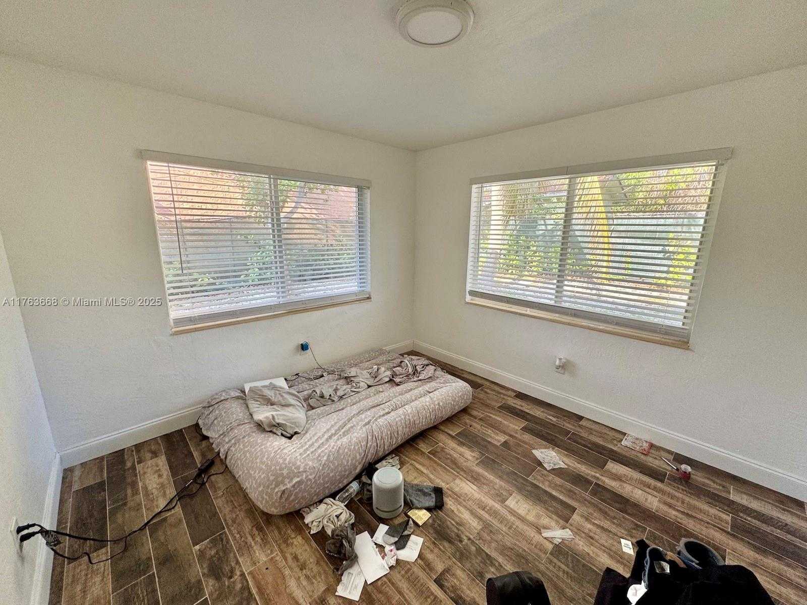 Small Image of 929 SOUTH WEST 12TH AVE, Miami Number 36
