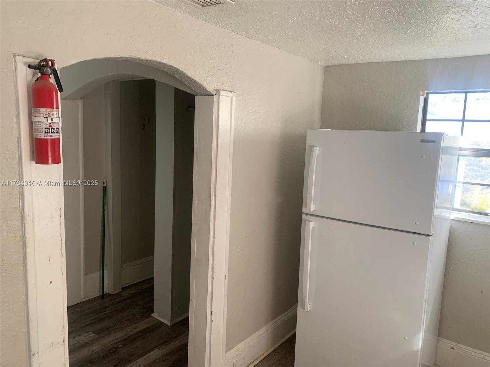 Small Image of 1129 GROTHE ST #2, Jacksonville Number 16