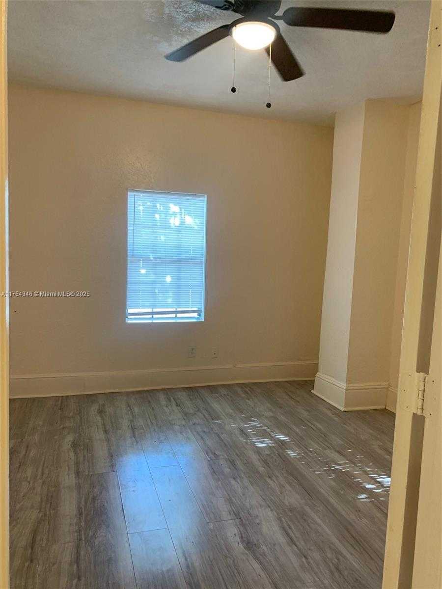 Small Image of 1129 GROTHE ST #2, Jacksonville Number 4
