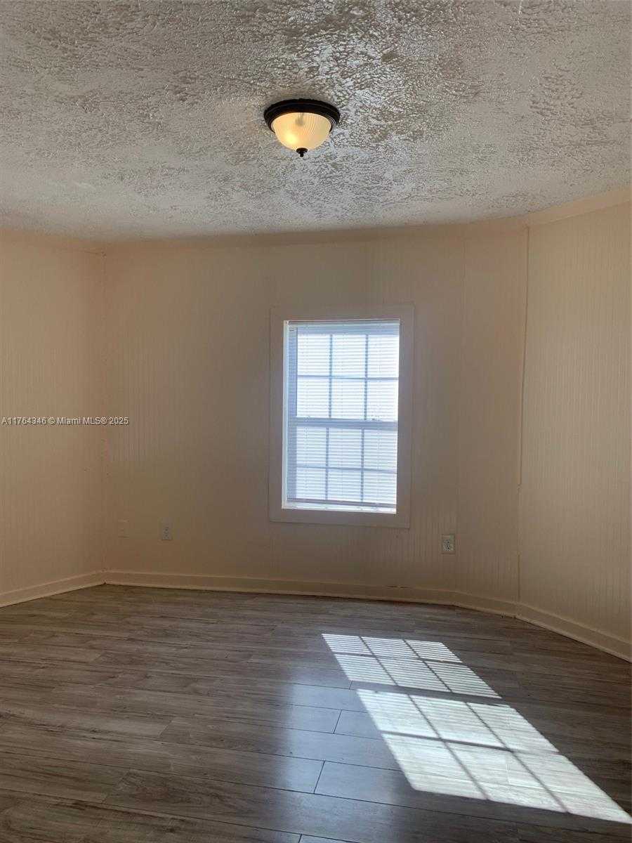 Small Image of 1129 GROTHE ST #2, Jacksonville Number 5