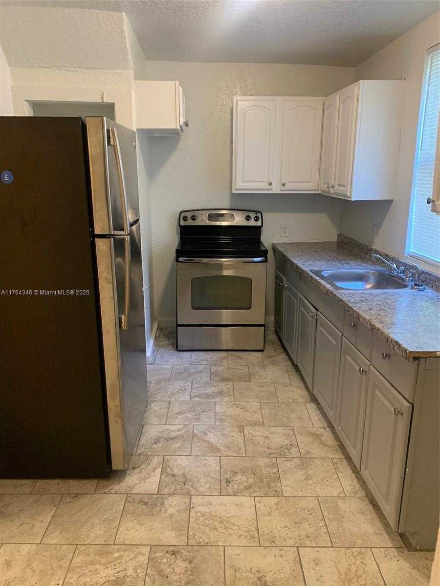 Small Image of 1129 GROTHE ST #2, Jacksonville Number 8