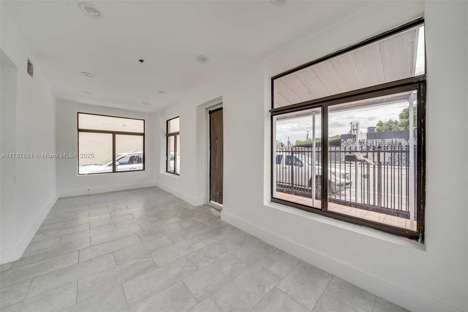 Small Image of 247 NORTH WEST 54TH ST, Miami Number 11