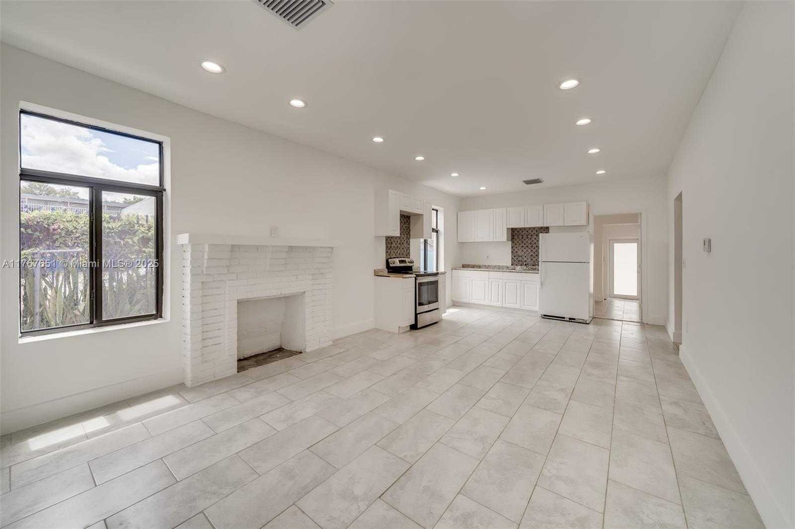 Small Image of 247 NORTH WEST 54TH ST, Miami Number 15