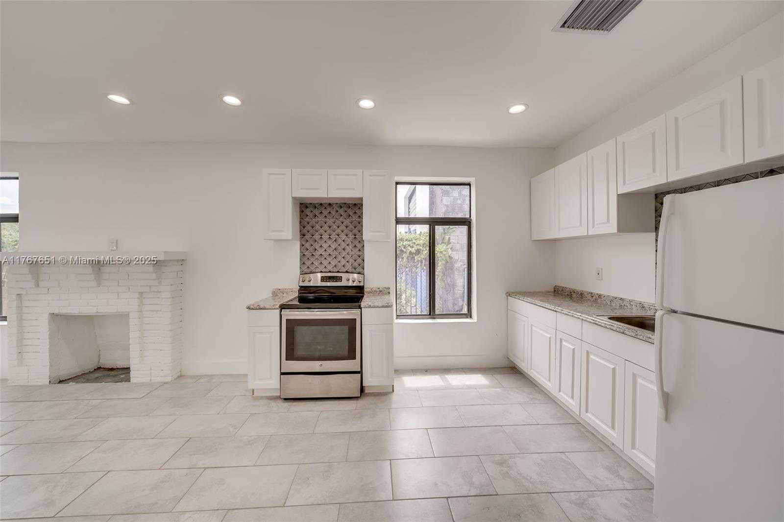 Small Image of 247 NORTH WEST 54TH ST, Miami Number 22