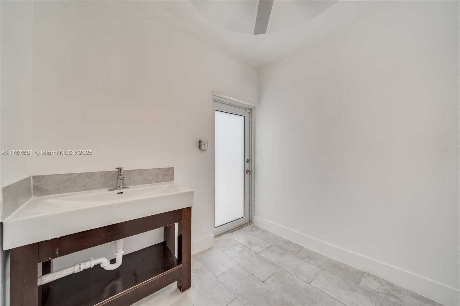 Small Image of 247 NORTH WEST 54TH ST, Miami Number 25