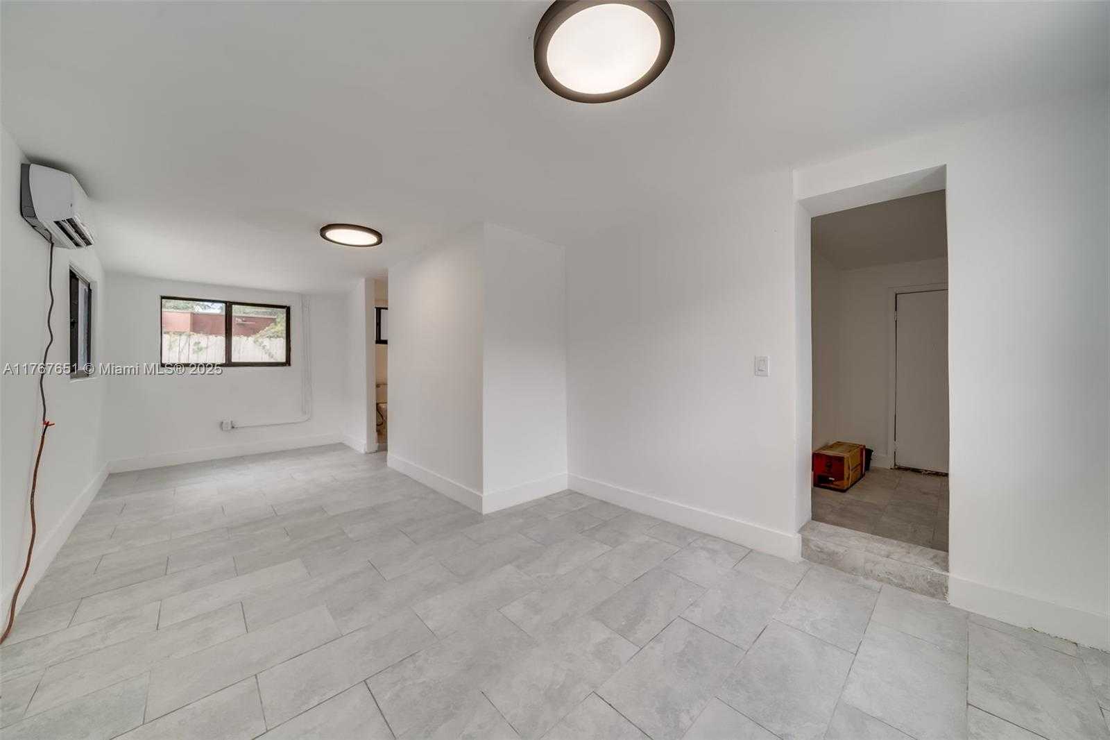 Small Image of 247 NORTH WEST 54TH ST, Miami Number 44