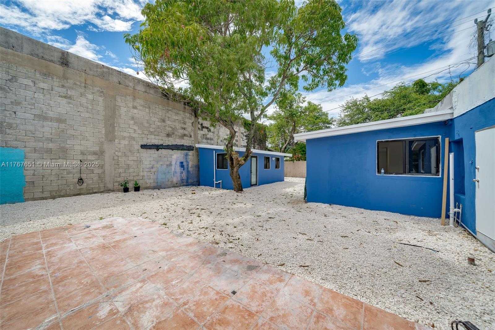 Small Image of 247 NORTH WEST 54TH ST, Miami Number 51