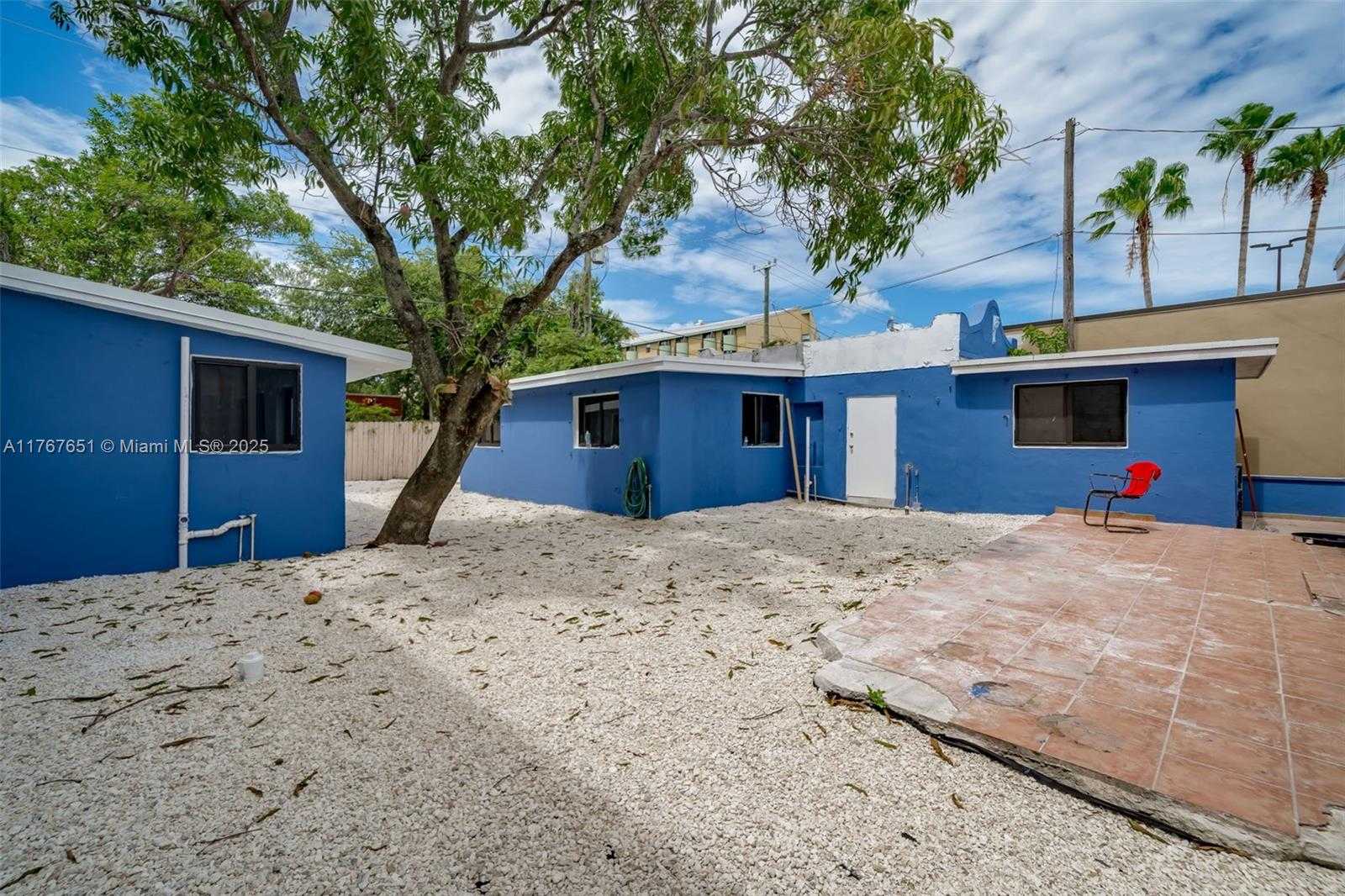 Small Image of 247 NORTH WEST 54TH ST, Miami Number 52