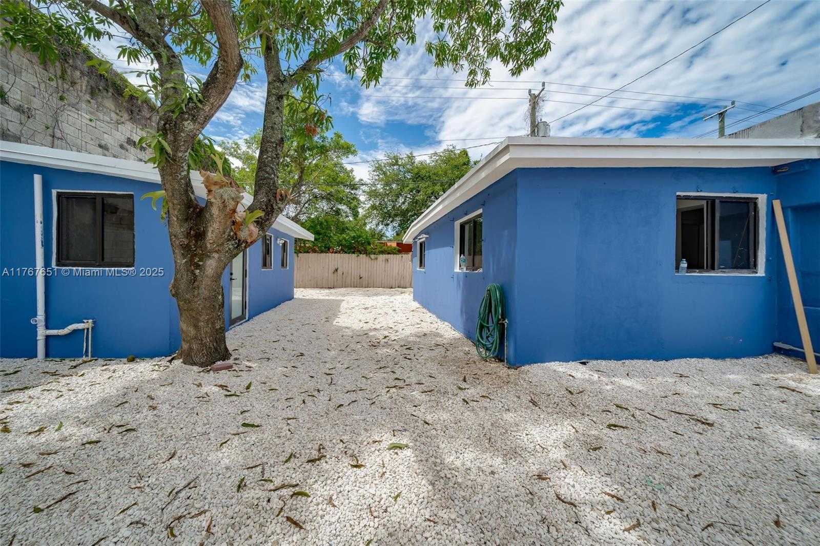 Small Image of 247 NORTH WEST 54TH ST, Miami Number 53