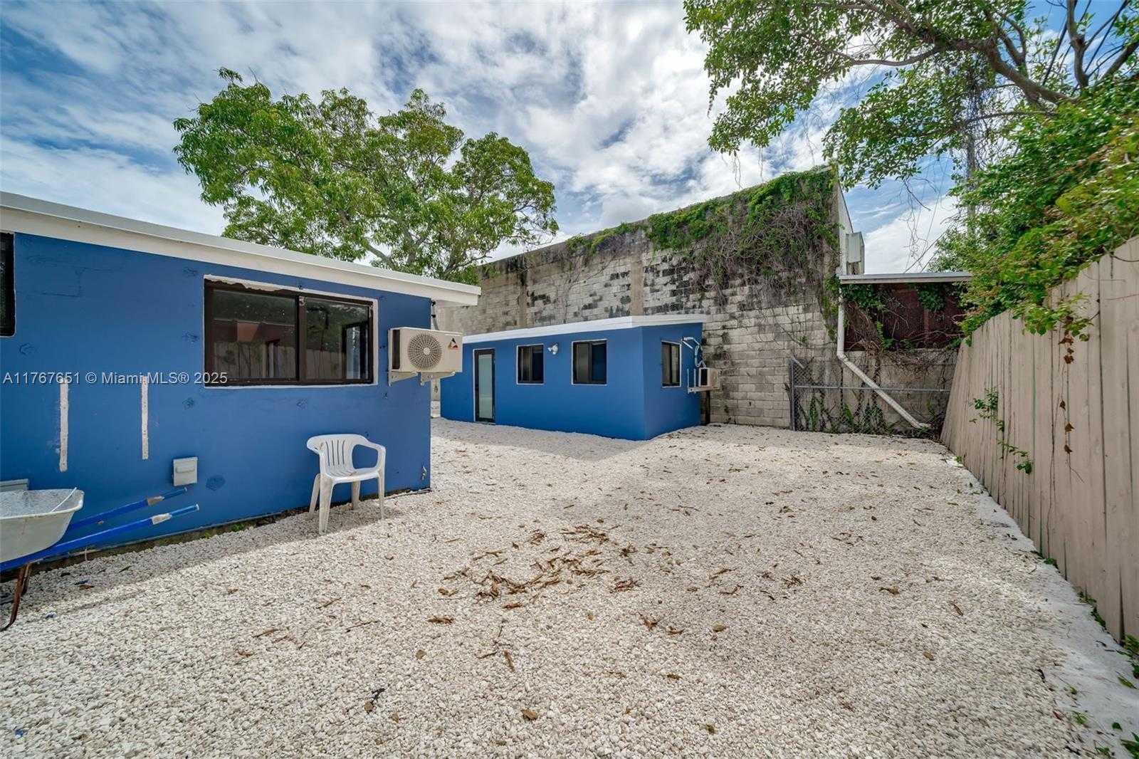Small Image of 247 NORTH WEST 54TH ST, Miami Number 54