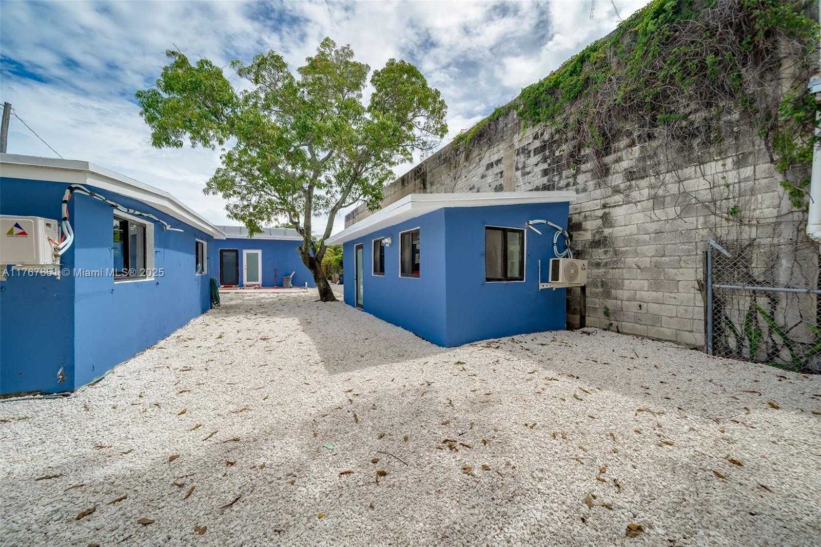 Small Image of 247 NORTH WEST 54TH ST, Miami Number 55