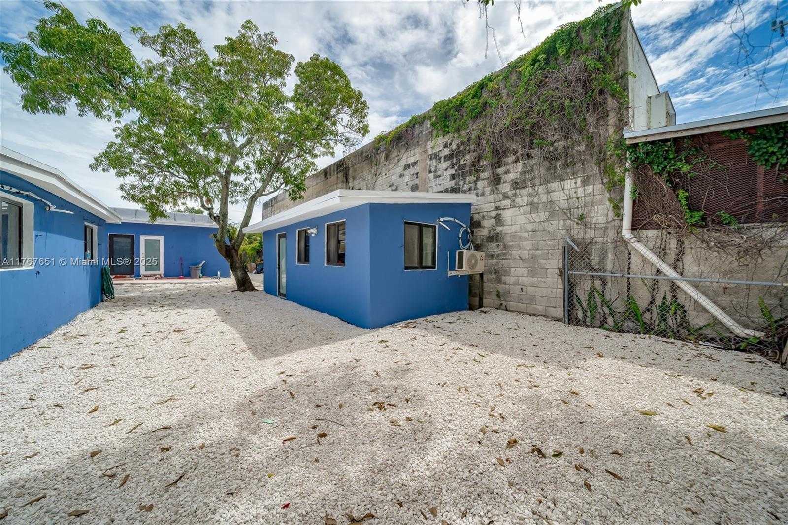 Small Image of 247 NORTH WEST 54TH ST, Miami Number 56