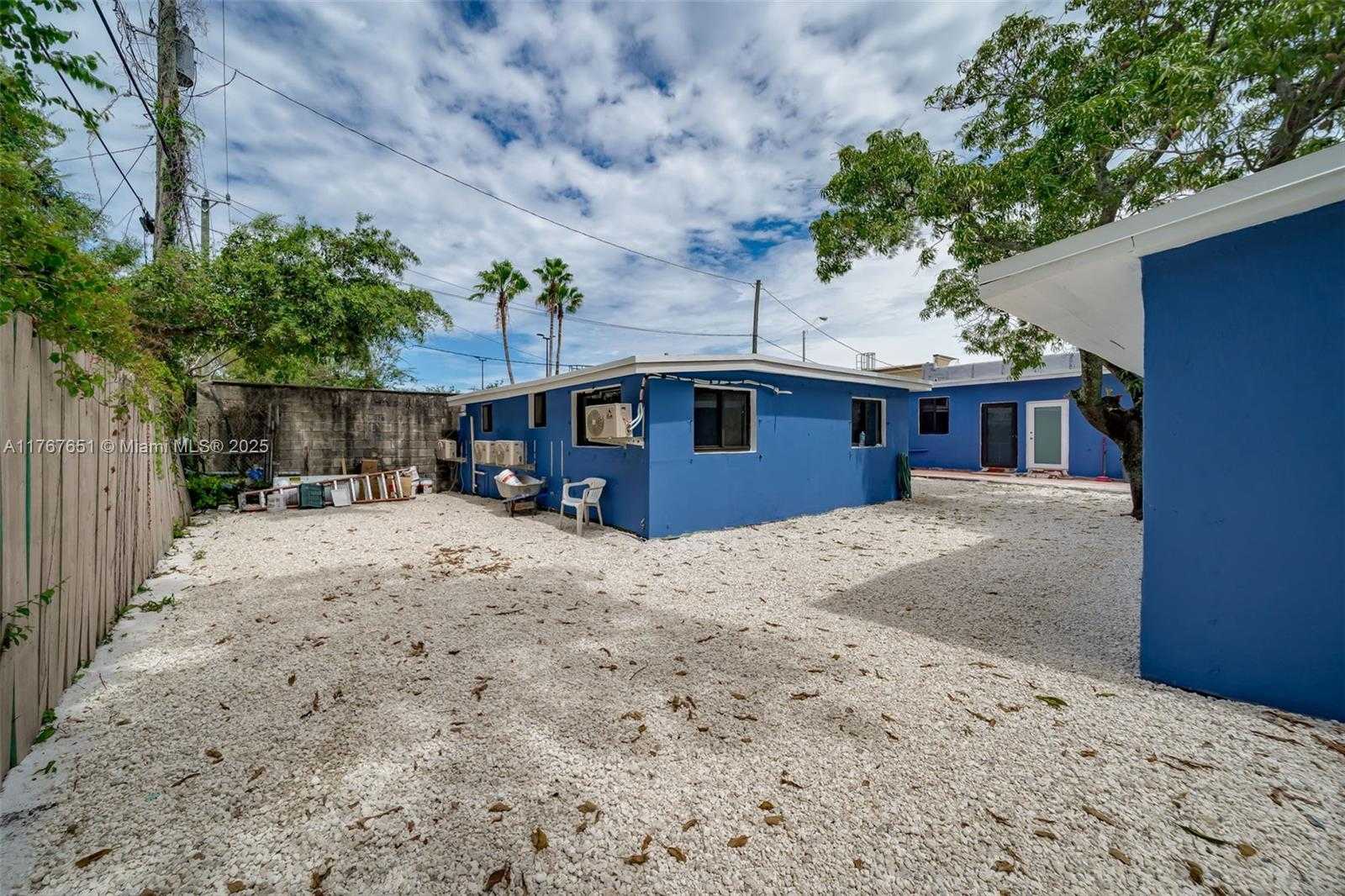 Small Image of 247 NORTH WEST 54TH ST, Miami Number 57