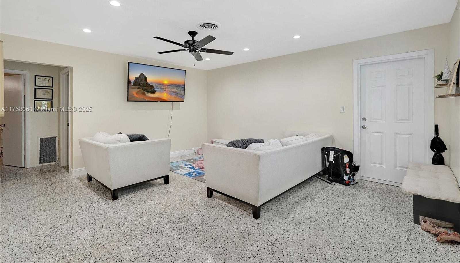 Small Image of 2470 NORTH EAST 182ND TER #2, North Miami Beach Number 11