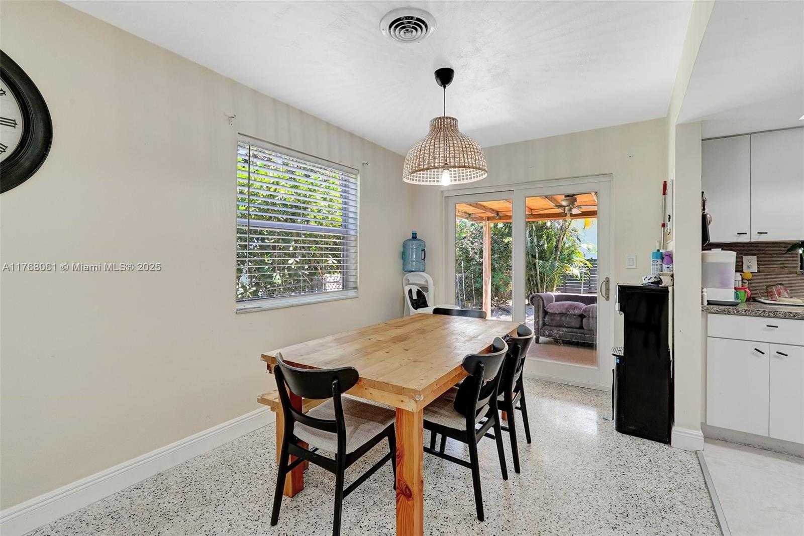 Small Image of 2470 NORTH EAST 182ND TER #2, North Miami Beach Number 9