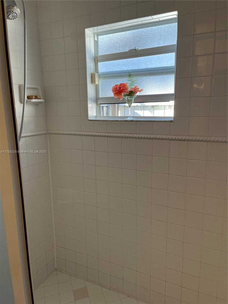 Small Image of 1040 NORTH EAST 16TH AVE, Fort Lauderdale Number 17