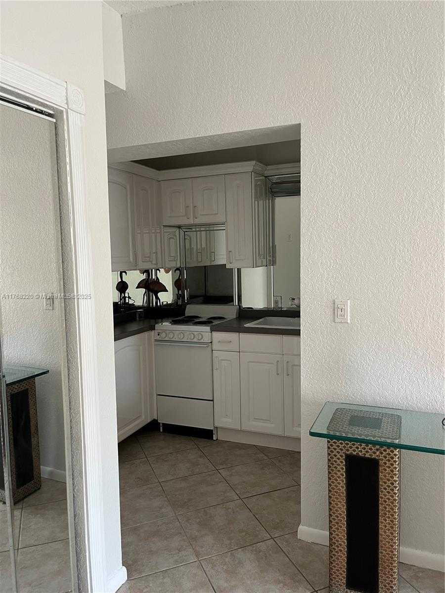 Small Image of 1040 NORTH EAST 16TH AVE, Fort Lauderdale Number 21