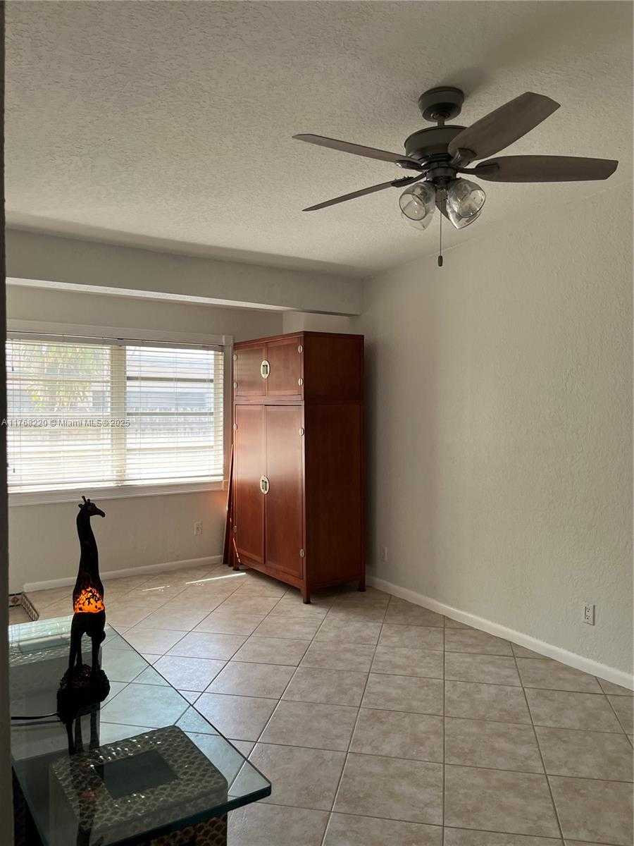 Small Image of 1040 NORTH EAST 16TH AVE, Fort Lauderdale Number 24