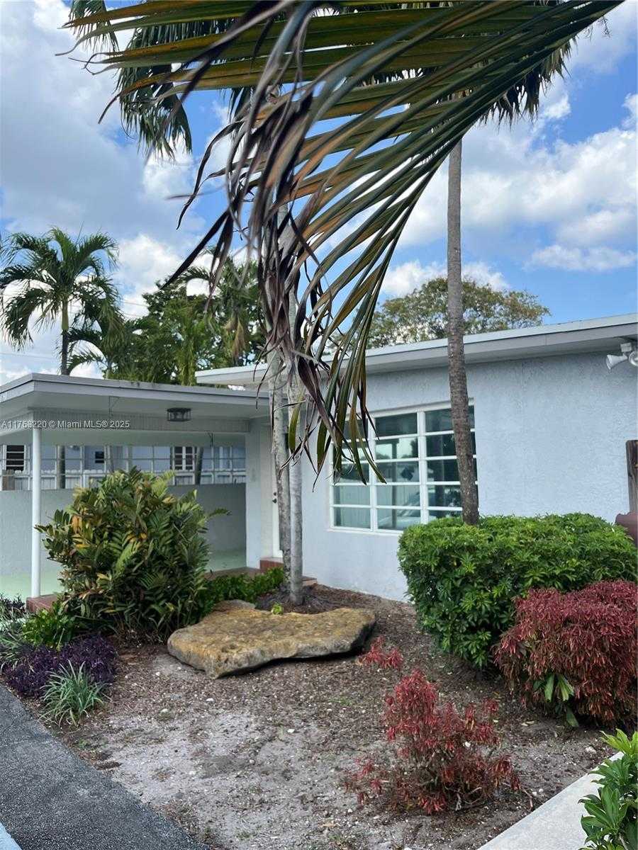 Small Image of 1040 NORTH EAST 16TH AVE, Fort Lauderdale Number 27