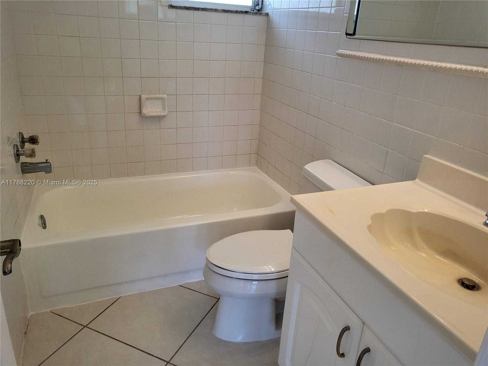 Small Image of 1040 NORTH EAST 16TH AVE, Fort Lauderdale Number 32
