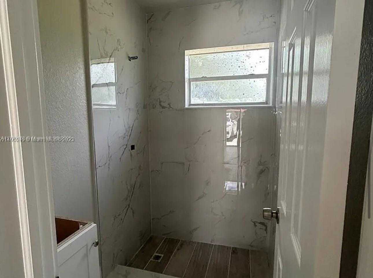 Small Image of 10540 SOUTH WEST 172ND ST #2, Miami Number 2