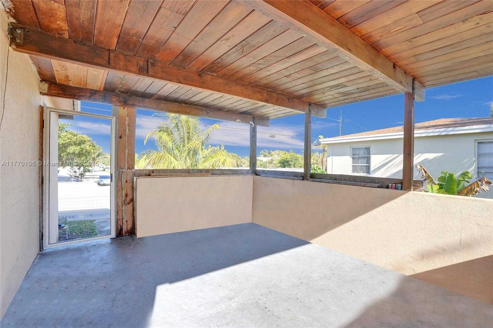 Small Image of 731 SOUTH WEST 8TH AVE, Hallandale Beach Number 15