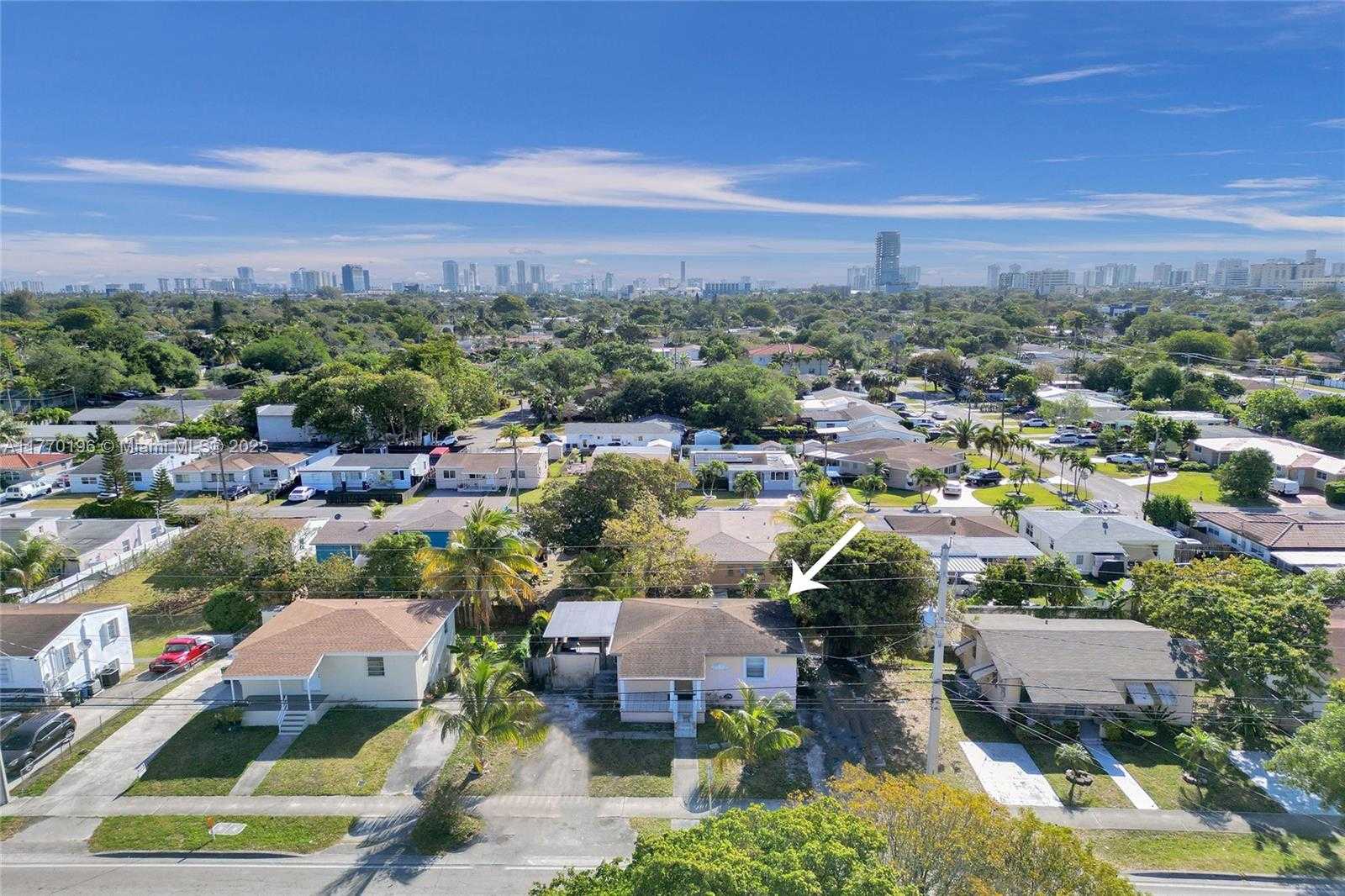 Small Image of 731 SOUTH WEST 8TH AVE, Hallandale Beach Number 21