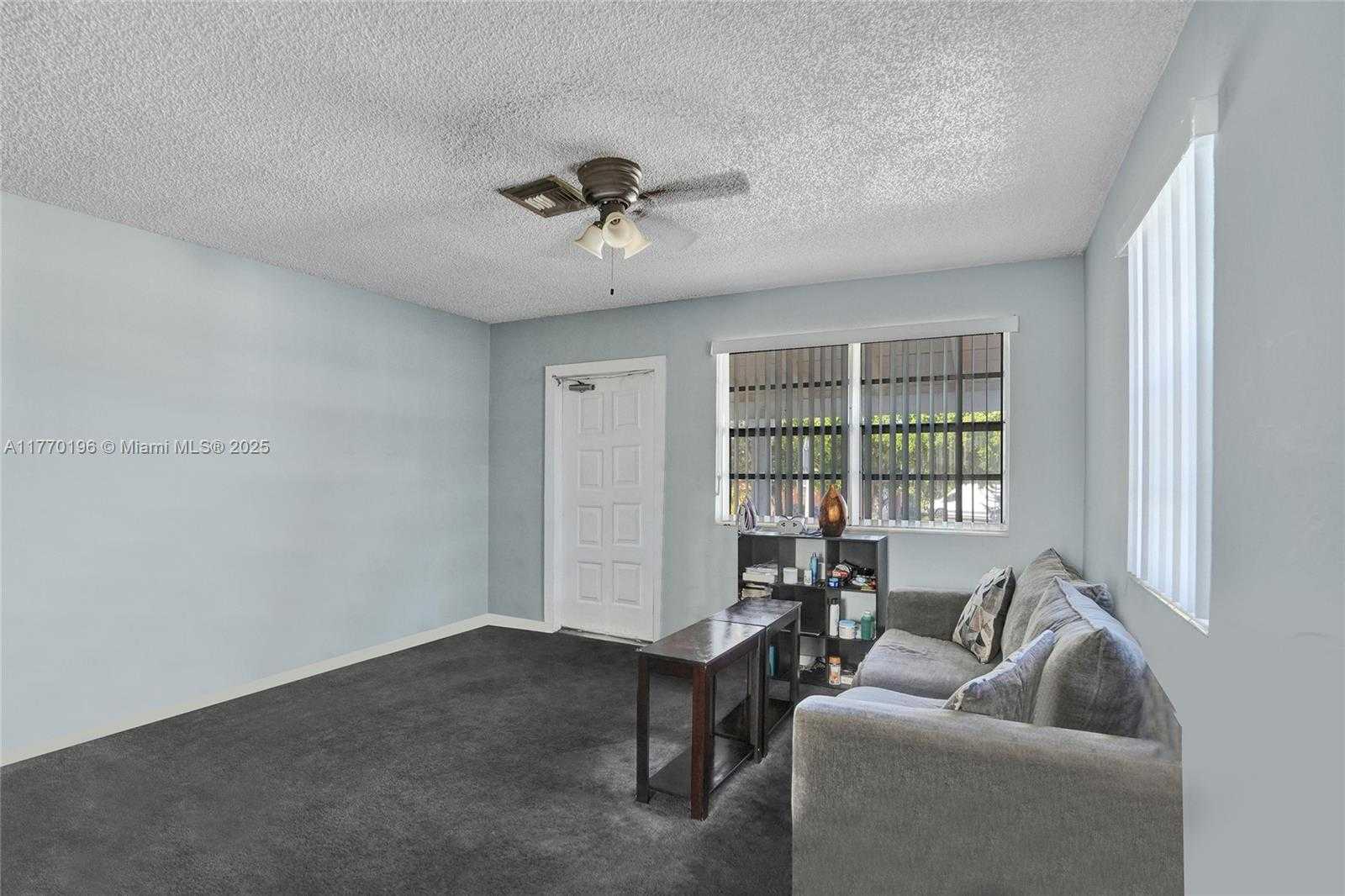 Small Image of 731 SOUTH WEST 8TH AVE, Hallandale Beach Number 8