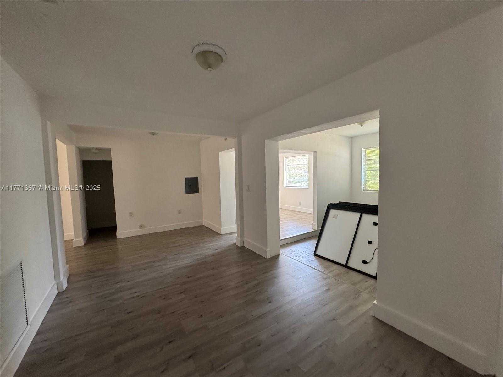 Small Image of 1730 SOUTH WEST 72ND CT, Miami Number 11