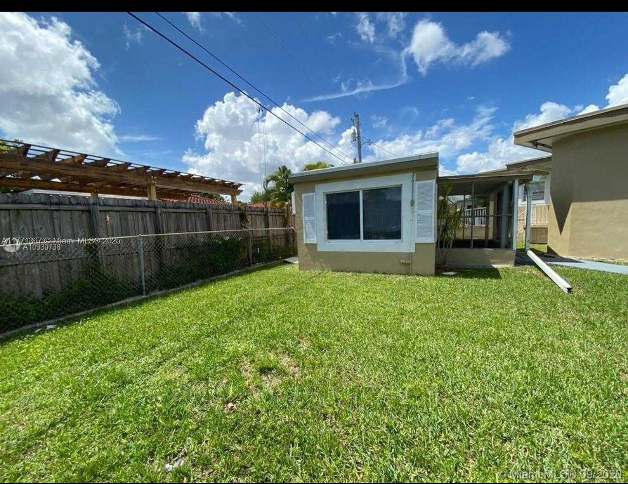 Small Image of 1730 SOUTH WEST 72ND CT, Miami Number 21