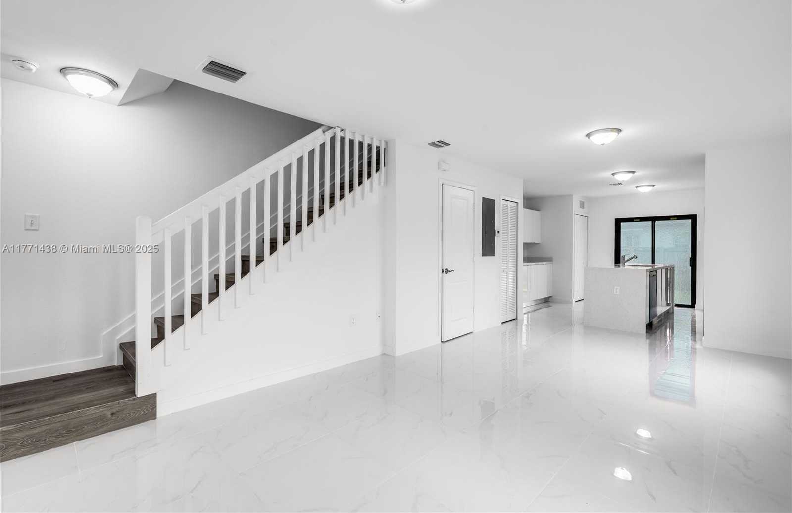 Small Image of 1457 NORTH WEST 2 AVE, Miami Number 3
