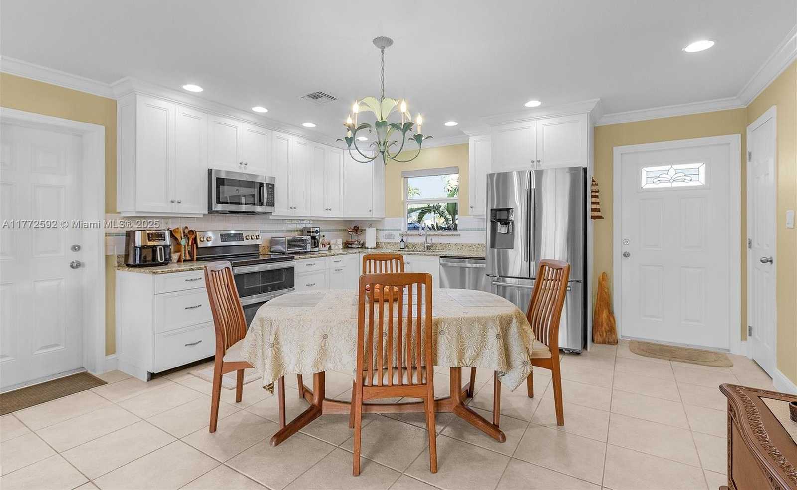 Small Image of 2859 CHERYL ST #2, Cape Coral Number 10
