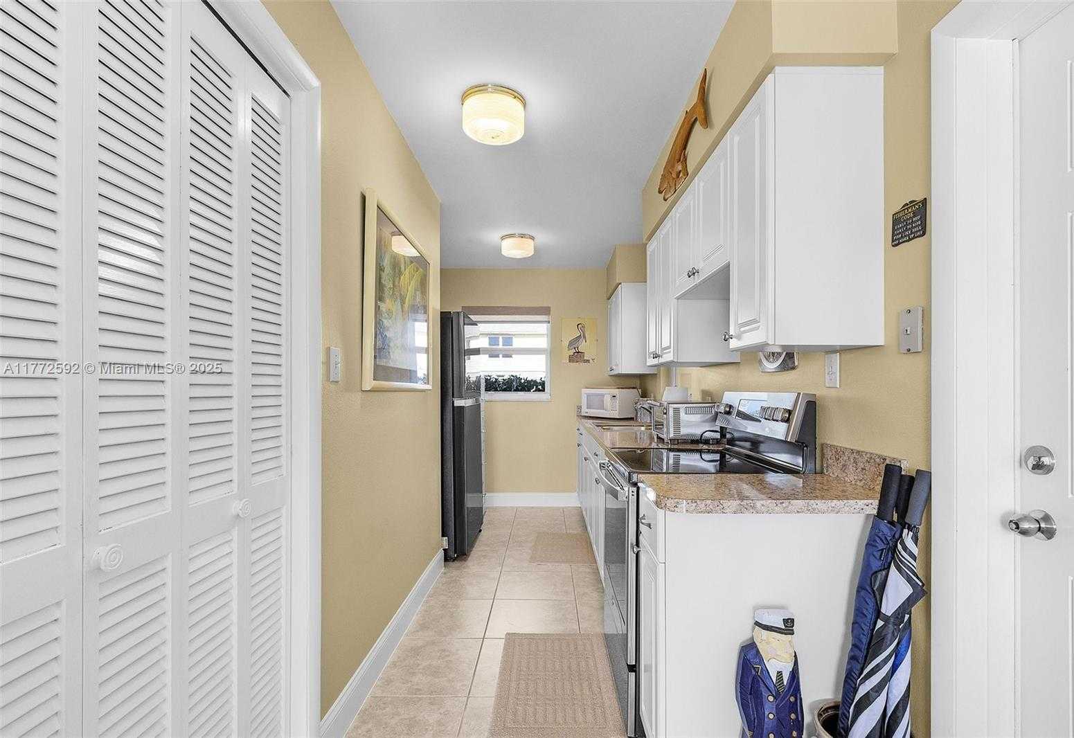 Small Image of 2859 CHERYL ST #2, Cape Coral Number 22