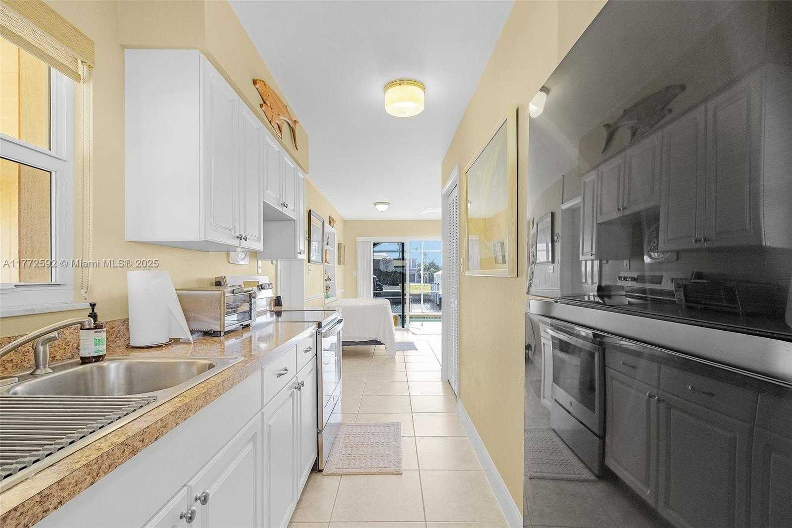 Small Image of 2859 CHERYL ST #2, Cape Coral Number 23