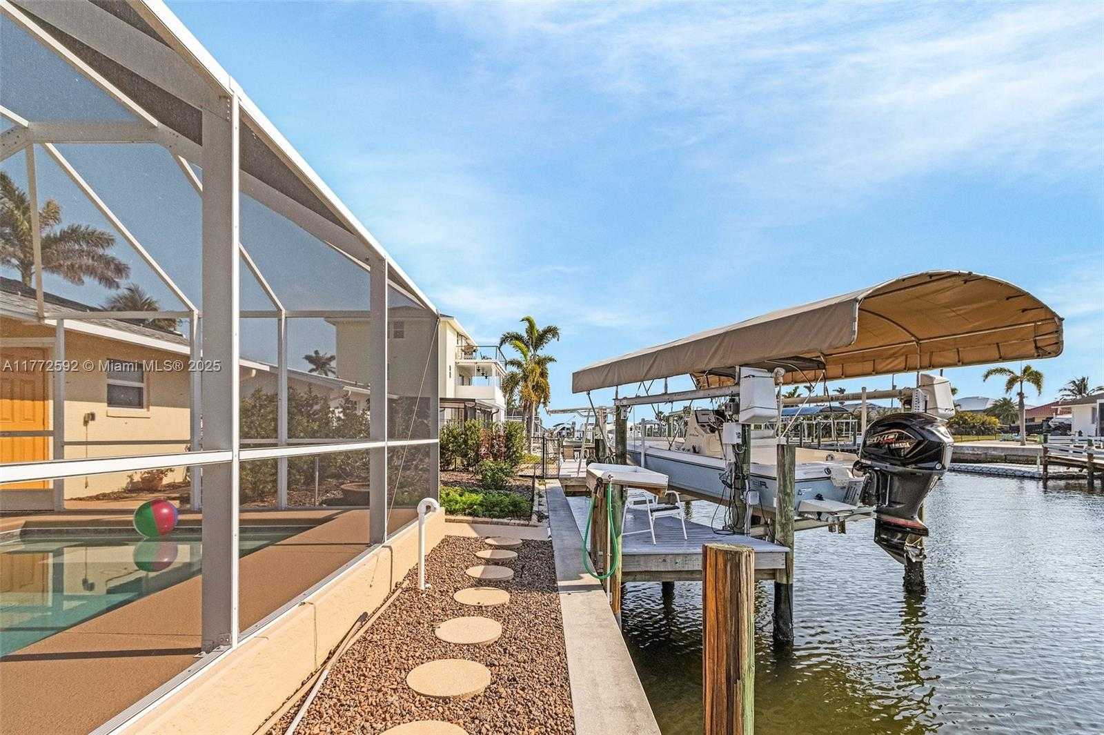Small Image of 2859 CHERYL ST #2, Cape Coral Number 29