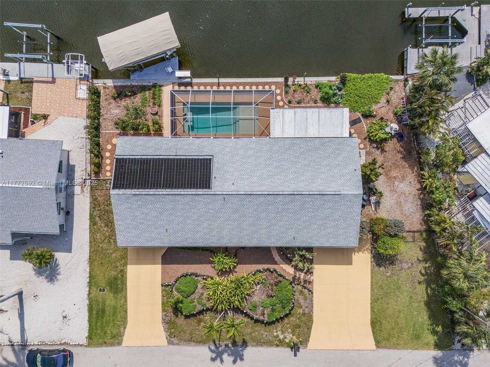 Small Image of 2859 CHERYL ST #2, Cape Coral Number 3