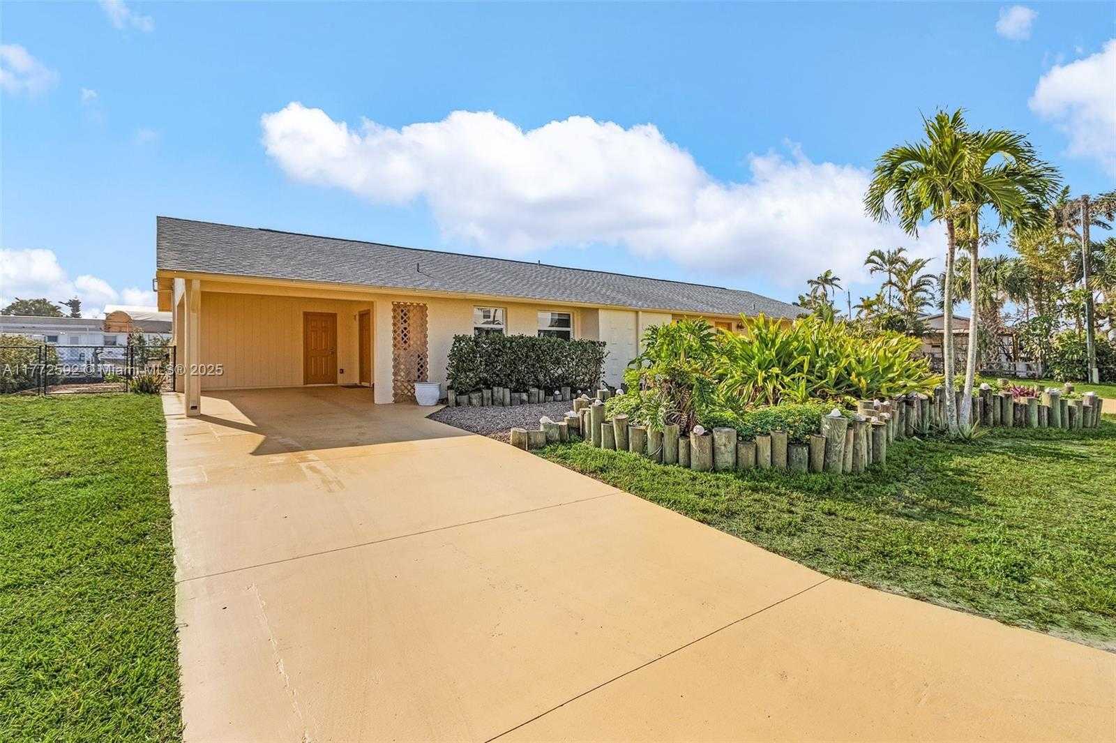 Small Image of 2859 CHERYL ST #2, Cape Coral Number 7