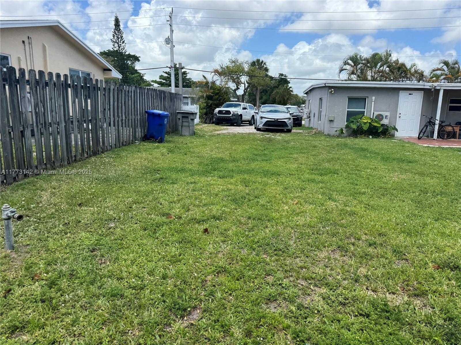 Small Image of 2960 SOUTH WEST 17TH ST #5, Fort Lauderdale Number 13