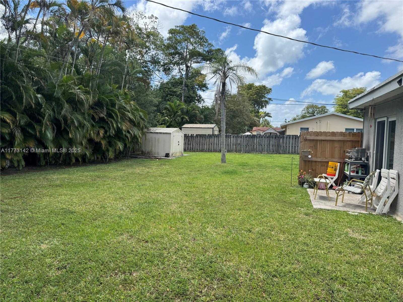 Small Image of 2960 SOUTH WEST 17TH ST #5, Fort Lauderdale Number 14