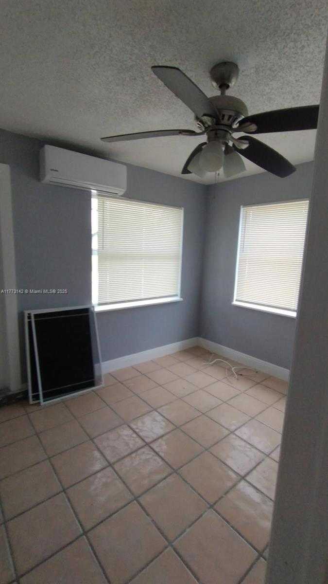 Small Image of 2960 SOUTH WEST 17TH ST #5, Fort Lauderdale Number 31